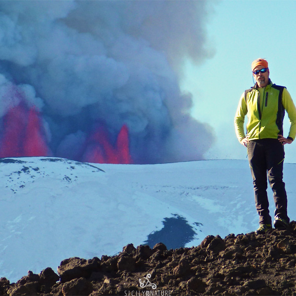 Ascension vers les cratères sommitaux