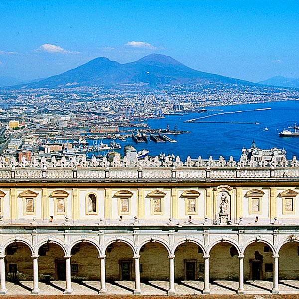 Naples - la colline du Vomero et la ville haute